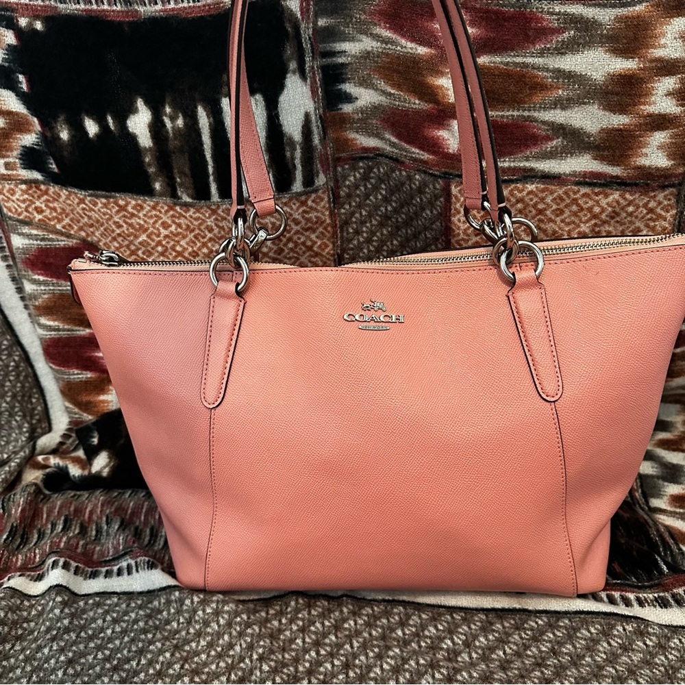 Coach Pink Leather Tote shoulder Bag
